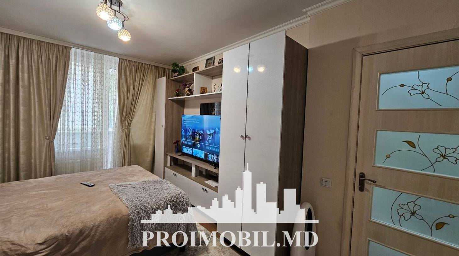 https://images.proimobil.md/ptAmJXvirN61jzxdKUFfLYKYETH4GbeOJB6mfe09MJM/watermark:0.75:so:0:30:0.39/resize:fill:1460:816:1/gravity:ce/bG9jYWw6Ly8vZXN0YXRlL2xyLzg1OTdmOTYzLWQ4MjEtNDM0NS04NzRlLTY2MjY4ZGE2NWM3ZS5qcGVn