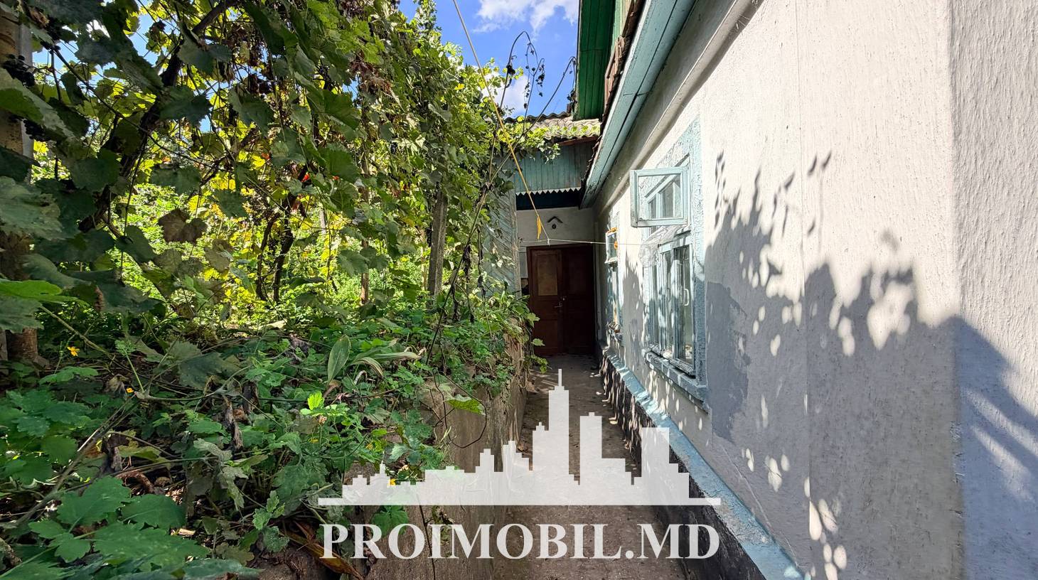 https://images.proimobil.md/q0D73VfJJjBmlczu_Qt_v92r_ifTmAoSOj27PJnY5cI/watermark:0.75:so:0:30:0.39/resize:fill:1460:816:1/gravity:ce/bG9jYWw6Ly8vZXN0YXRlL2xyLzc3ZTdmYTBiLWJiOGYtNDM0YS1hNTM2LWI5YmI4ZDVjM2UxNC5qcGVn
