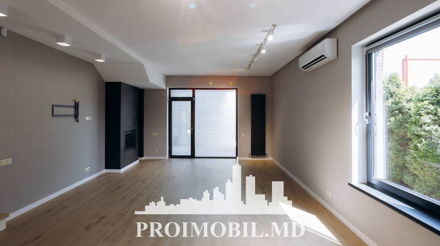 https://images.proimobil.md/q0tsrjR4UJuaJfvnpcgXAsrjdmStZvszmgg3kn19NCI/watermark:0.75:so:0:30:0.39/resize:fill:1460:816:1/gravity:ce/bG9jYWw6Ly8vZXN0YXRlL2xyL2ViYTJkMzAzLTM0YjAtNDk2Ni05NTIyLTc3Mjc5NjNiNWJjNy5qcGVn