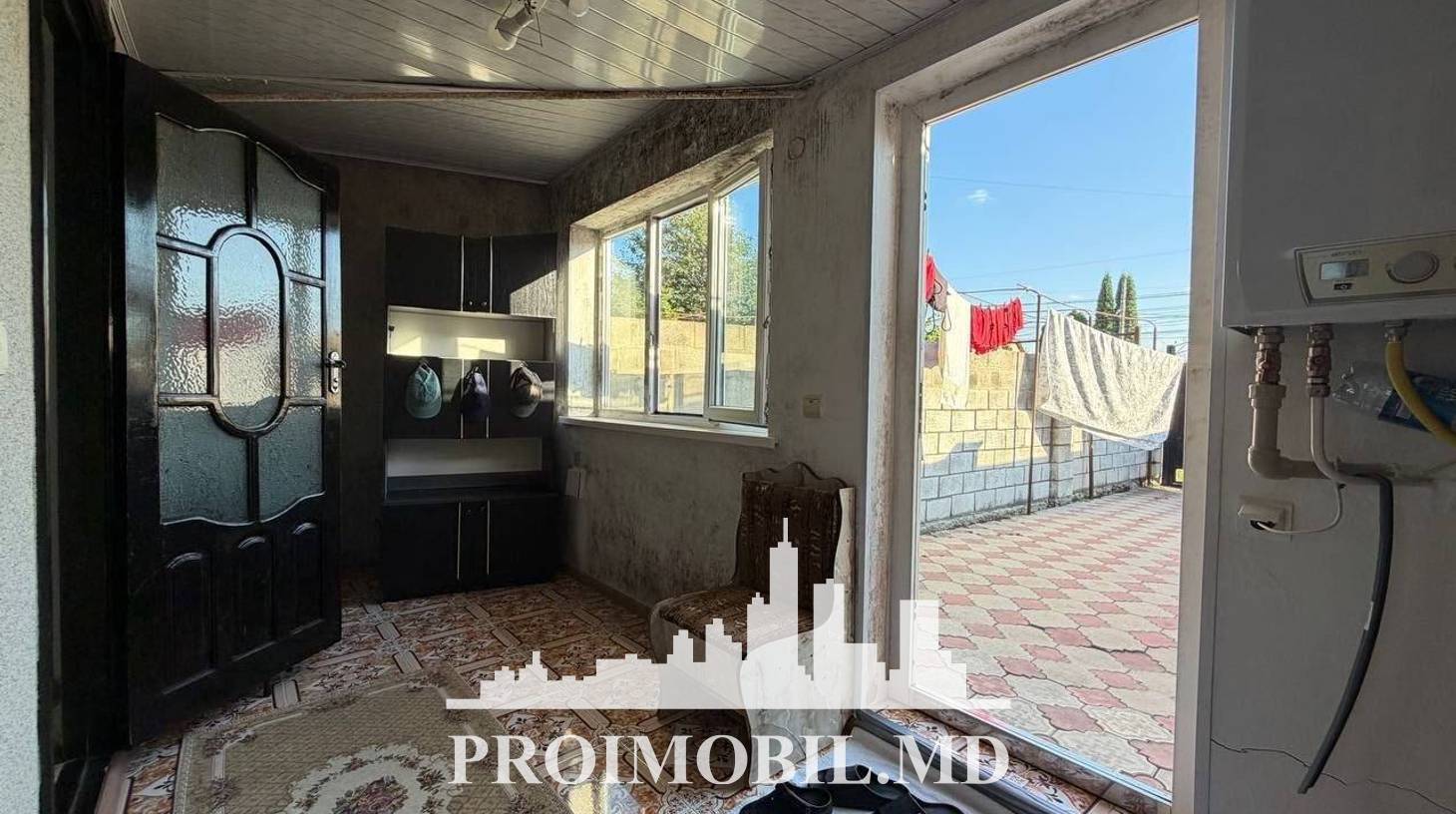 https://images.proimobil.md/q1nEg-t3giQkDXJJ1B3nKcwBeeHXMs4cxWavuJreQEo/watermark:0.75:so:0:30:0.39/resize:fill:1460:816:1/gravity:ce/bG9jYWw6Ly8vZXN0YXRlL2xyL2ZiMjVhNzRkLTJiNjMtNDU1Mi1hNTYyLTRjNzdlNjY0NTc3OC5qcGVn