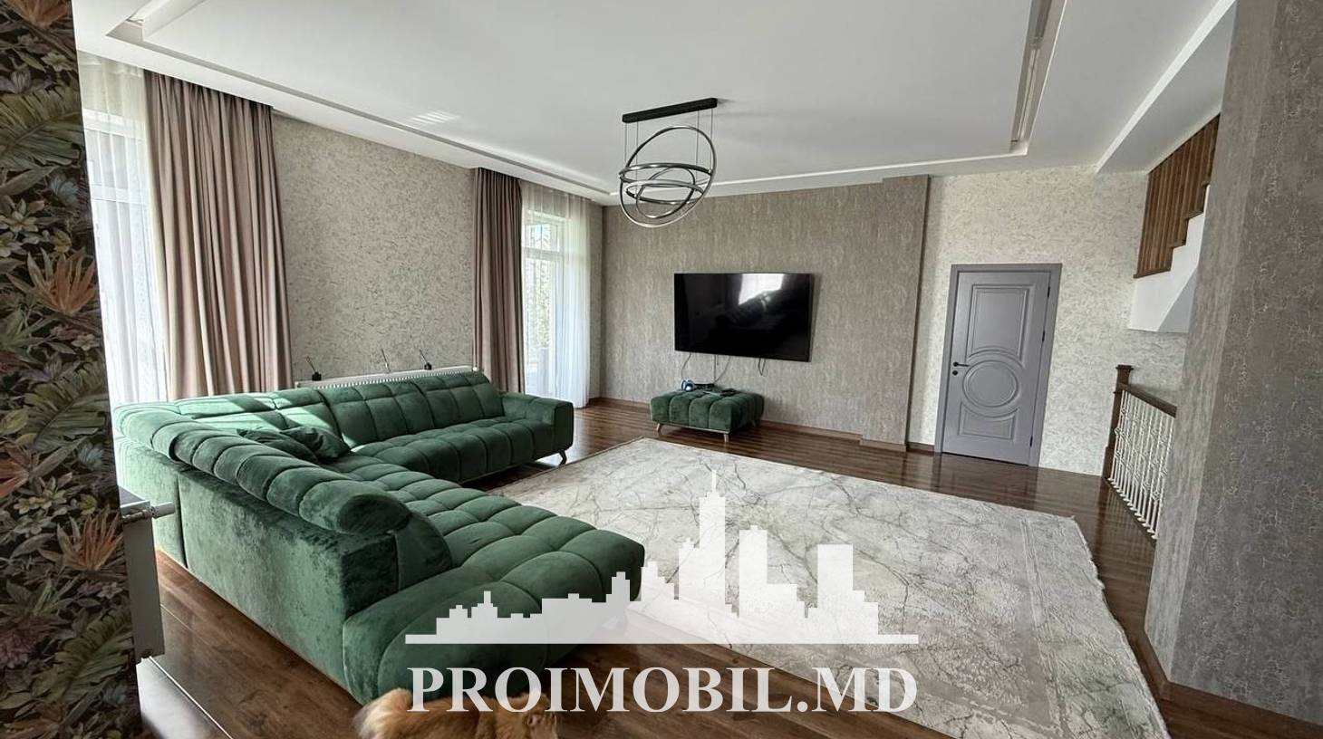 https://images.proimobil.md/q2CXrEzUYahYwnM2CP1nNgJ3qE-nQ3mloc0dxGCZFLQ/watermark:0.75:so:0:30:0.39/resize:fill:1460:816:1/gravity:ce/bG9jYWw6Ly8vZXN0YXRlL2xyLzA3M2M0YTdkLTdiMmEtNGFmYS1hZDVjLWM4NzUzYjQ1MzljZS5qcGVn