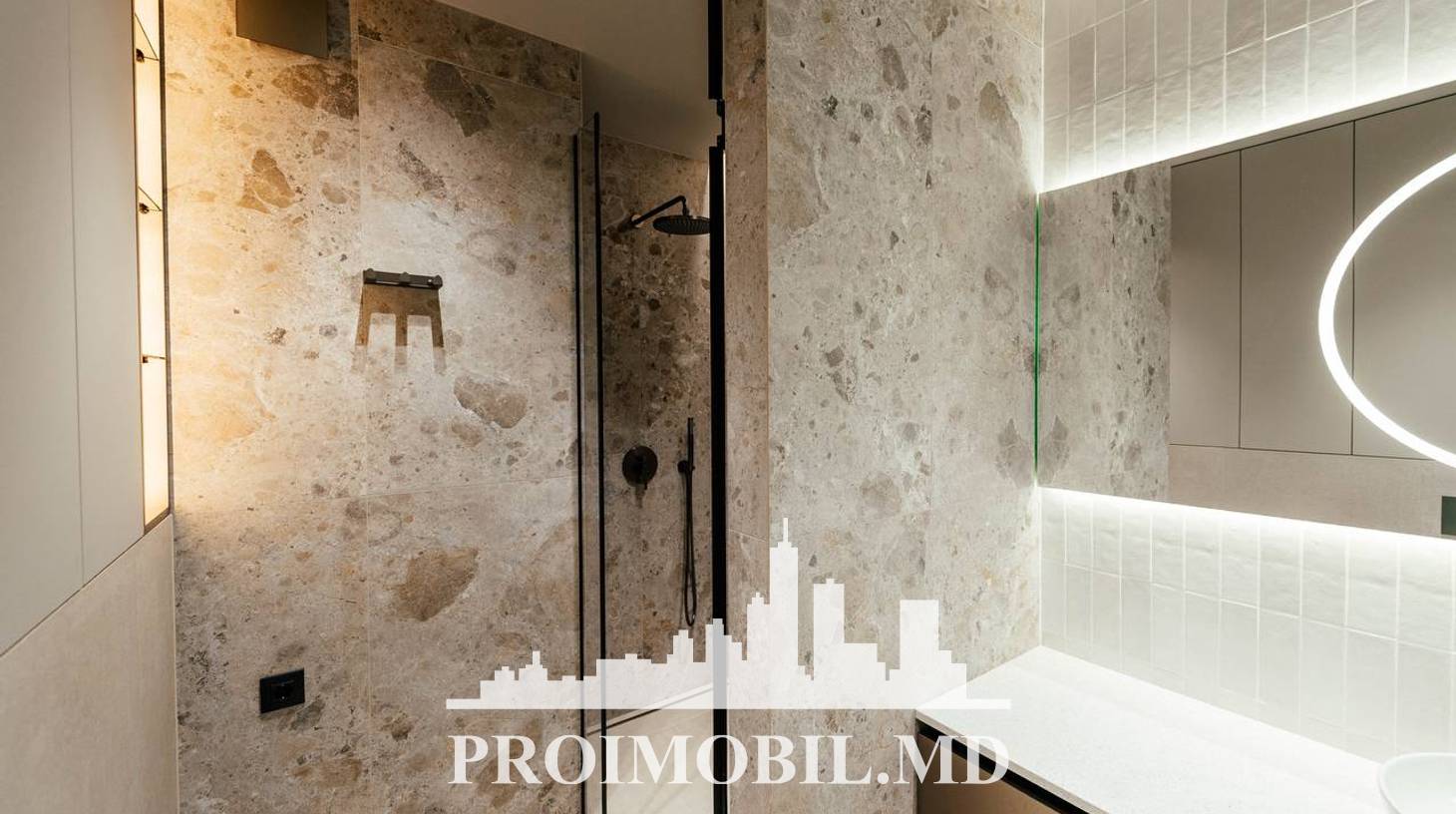 https://images.proimobil.md/q3H_ZUWPhQ6ZFW2SY6HQNGBIjLiMP8h1IrvPksZoXi0/watermark:0.75:so:0:30:0.39/resize:fill:1460:816:1/gravity:ce/bG9jYWw6Ly8vZXN0YXRlL2xyLzVjMGEwYjY2LTMxNzctNDAwZi1hNWIzLWNkMWMzMjdiY2QzZC5qcGVn