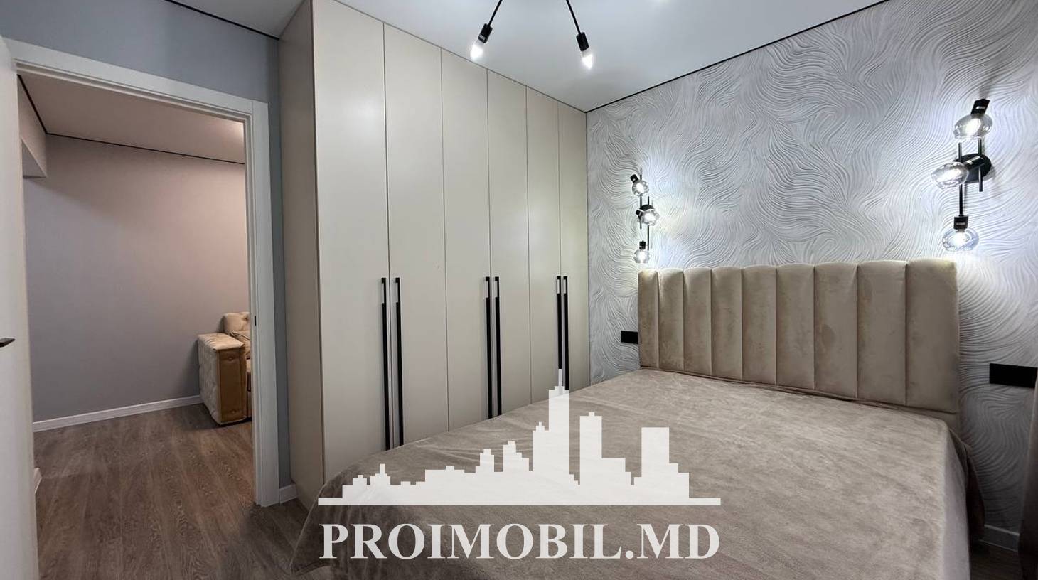 https://images.proimobil.md/q4uyOccxixwjqr5Thfq38_0ILvpV-VbssVRJCYrKrTA/watermark:0.75:so:0:30:0.39/resize:fill:1460:816:1/gravity:ce/bG9jYWw6Ly8vZXN0YXRlL2xyL2ZkYjIwNzFjLWU3YmMtNGZiZC1hMWFjLWQ3NjUwMjg1OGZhYy5qcGVn