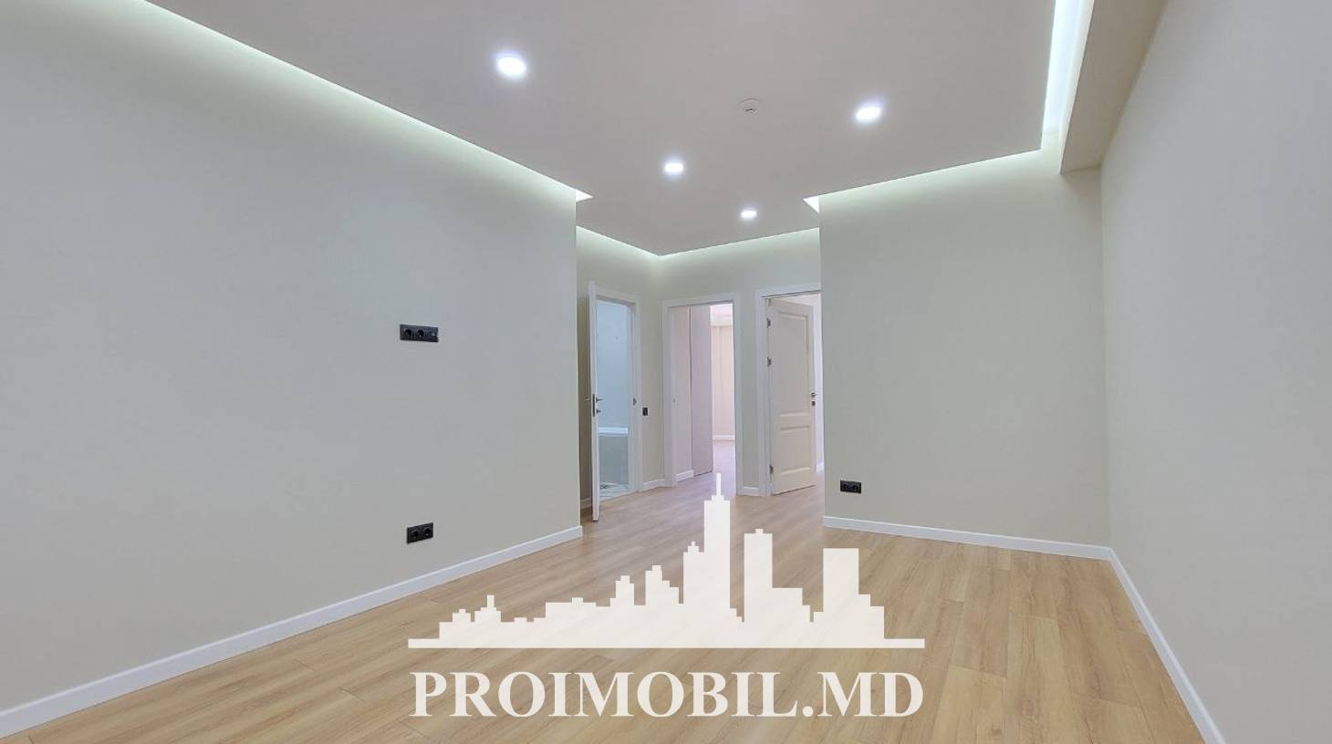 https://images.proimobil.md/q5NPd-aluQ0geHhdIStr8vAvIBgH5DMjKGoc-blx-gQ/watermark:0.75:so:0:30:0.39/resize:fill:1460:816:1/gravity:ce/bG9jYWw6Ly8vZXN0YXRlL2xyL2I5YjU4OGY4LThmMjAtNDkxZC1hYmRjLTczOGVkNDBjZDVhMi5qcGVn