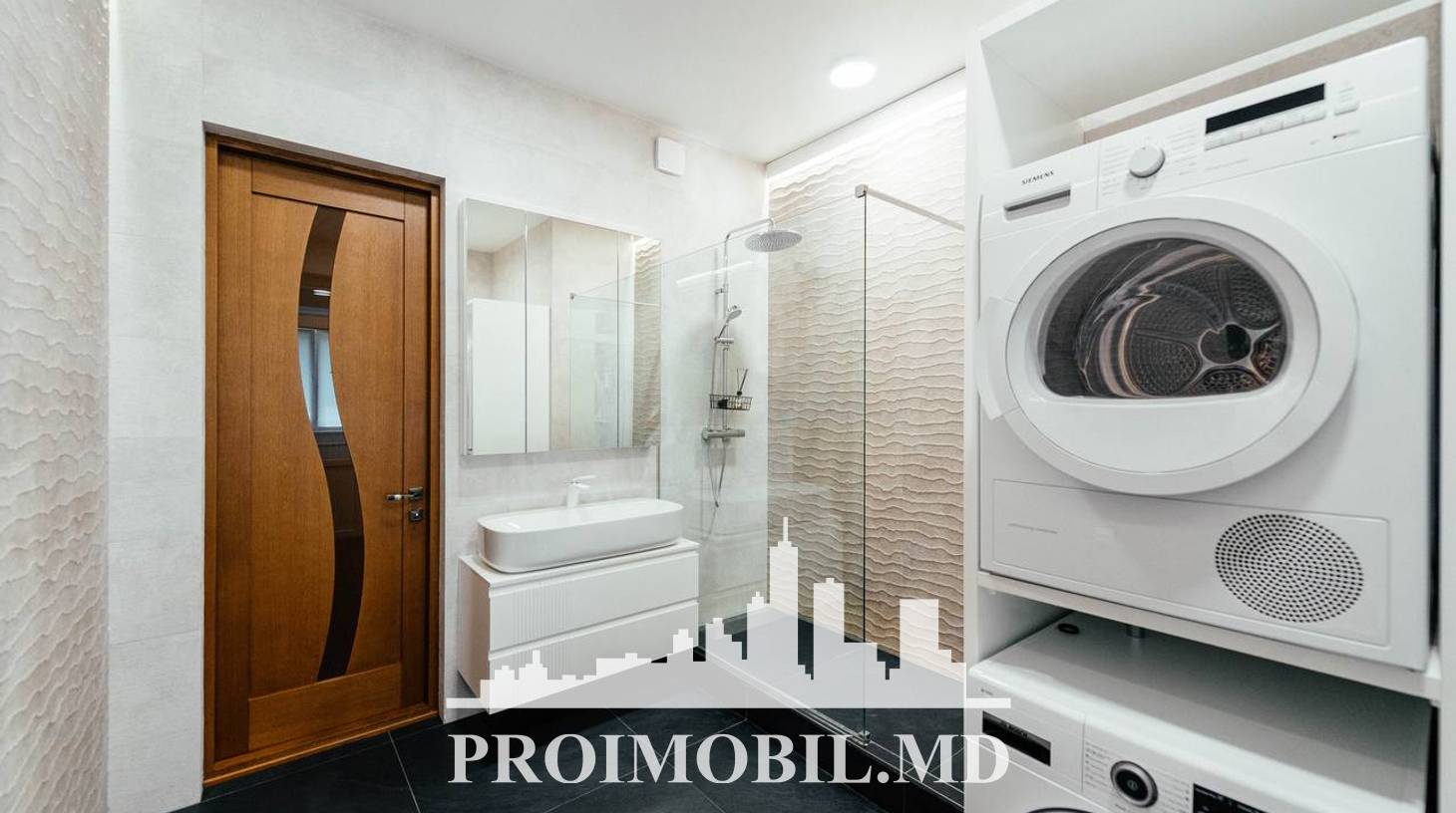 https://images.proimobil.md/q6QSjB1ijgG6osN75HtdYAJgoa5ZyFNSU0FnCmHquAQ/watermark:0.75:so:0:30:0.39/resize:fill:1460:816:1/gravity:ce/bG9jYWw6Ly8vZXN0YXRlL2xyL2M5ODIyY2JhLTNiZTEtNGJiZi1iZGFhLTQ1NjZiMDU0ZWZiMy5qcGVn