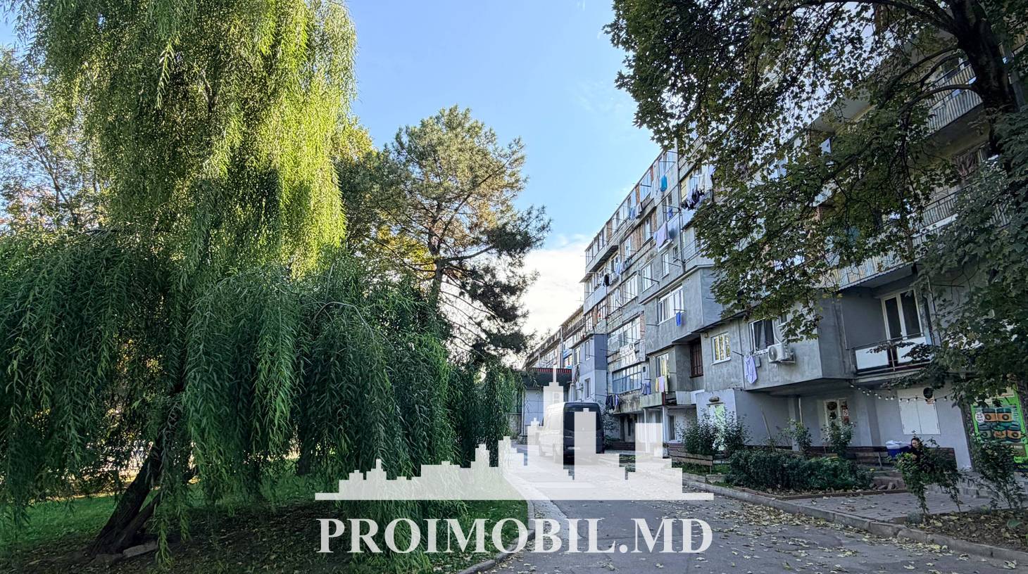 https://images.proimobil.md/q6RZZQPyL-ZHiZ-IrcxzWXPAabCgxVO0RkK5xxqA9M0/watermark:0.75:so:0:30:0.39/resize:fill:1460:816:1/gravity:ce/bG9jYWw6Ly8vZXN0YXRlL2xyLzFkZmI3NTFmLWEzMzYtNDI5OS1hNTMxLTQ5M2U5OGU2MDZmNy5qcGVn