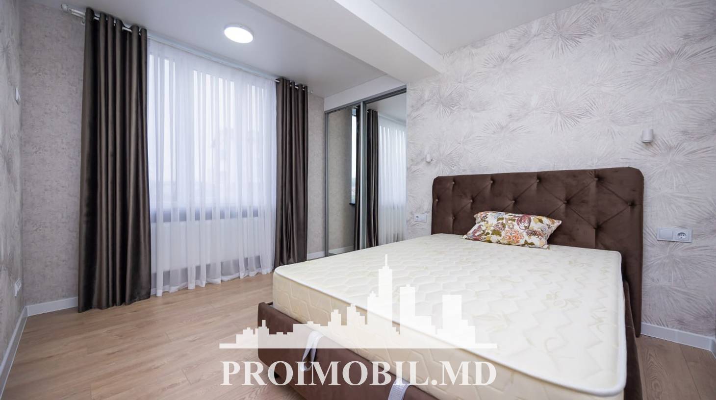 https://images.proimobil.md/qB_ysydi2wryZ67-8eCm9fnjP-5Y-HKWzlQ2XRB4TKE/watermark:0.75:so:0:30:0.39/resize:fill:1460:816:1/gravity:ce/bG9jYWw6Ly8vZXN0YXRlL2xyLzQ4ZmU4MmNhLTdlNzUtNGM0Ni1hYmJhLTJlZTRmMWNkYjBjNy5qcGVn