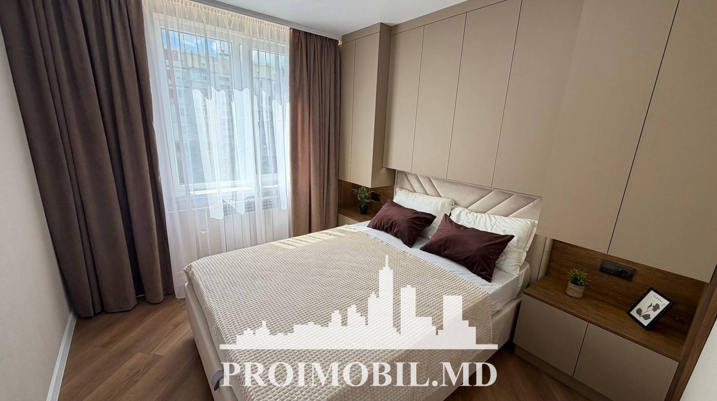 https://images.proimobil.md/qGLPYFmHXHSYwoW9RcDKNNcg9geuSFAuRrt_E7Eeq9o/watermark:0.75:so:0:30:0.39/resize:fill:1460:816:1/gravity:ce/bG9jYWw6Ly8vZXN0YXRlL2xyL2Y3ZjkxNGE2LTFhZTctNDQ4NC04NWM0LTkxZjkxOTNmYmUwOS5qcGVn