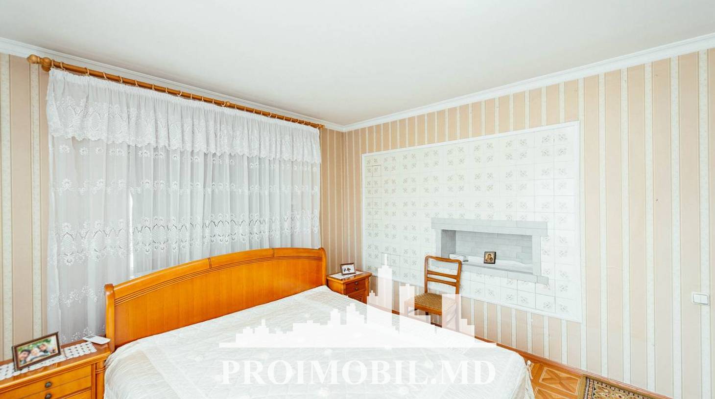 https://images.proimobil.md/qJKL7OczNHlR7oIFtGYWxPAz3W3OHOLIlAyneeGXGjY/watermark:0.75:so:0:30:0.39/resize:fill:1460:816:1/gravity:ce/bG9jYWw6Ly8vZXN0YXRlL2xyL2ExMWFhZDNhLTlhYWEtNDMwNy05MWJlLTgwNGIwYTExY2VhYS5qcGVn