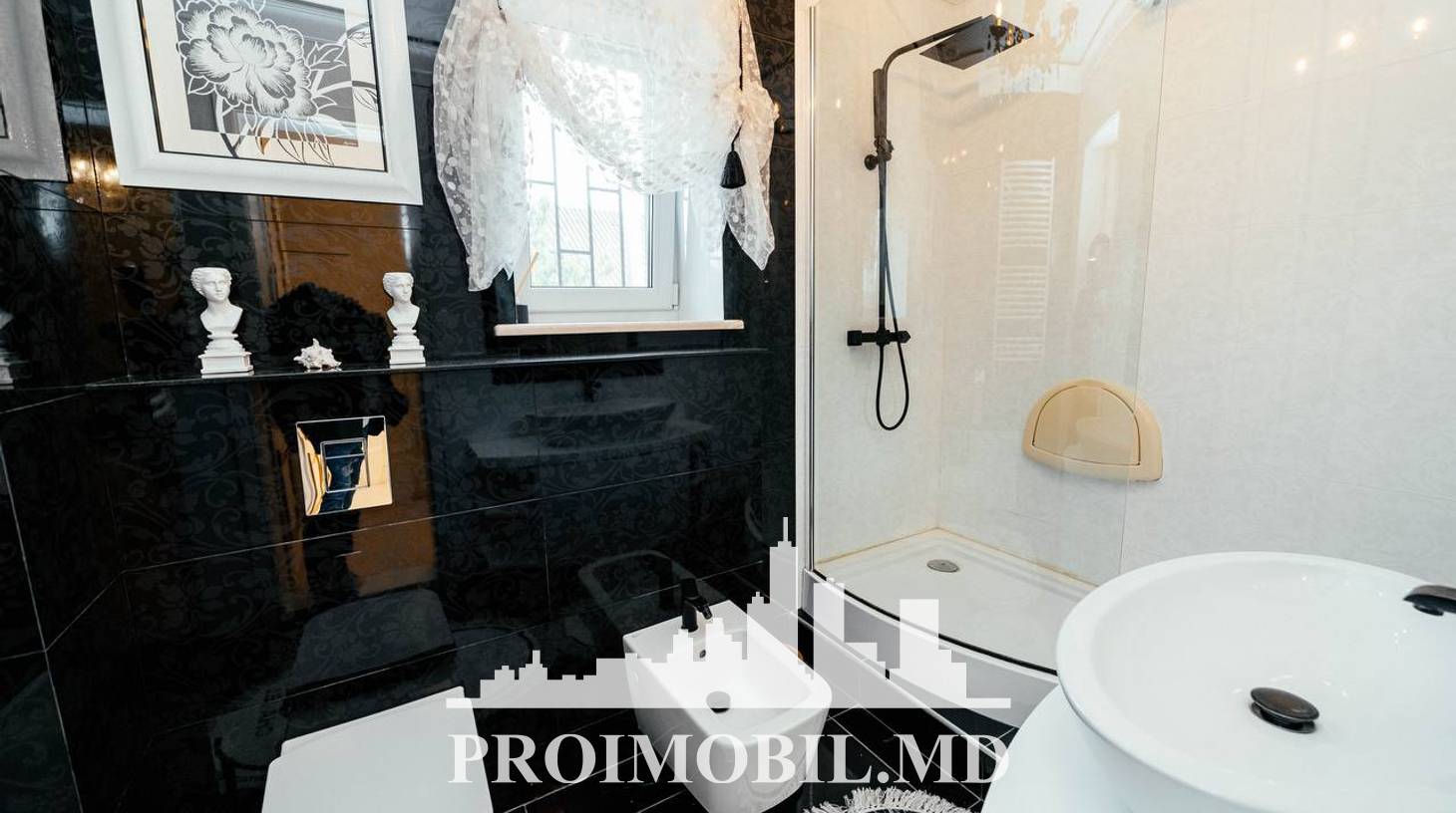 https://images.proimobil.md/qKWmuZ4eXu872fUnvl35YehwGrJCh4VxB1Wqjo5pDLM/watermark:0.75:so:0:30:0.39/resize:fill:1460:816:1/gravity:ce/bG9jYWw6Ly8vZXN0YXRlL2xyLzljYWEwZDk4LTA4ZWUtNDNlNS05YWQyLWIzZDU2MmRlZDAyOS5qcGVn