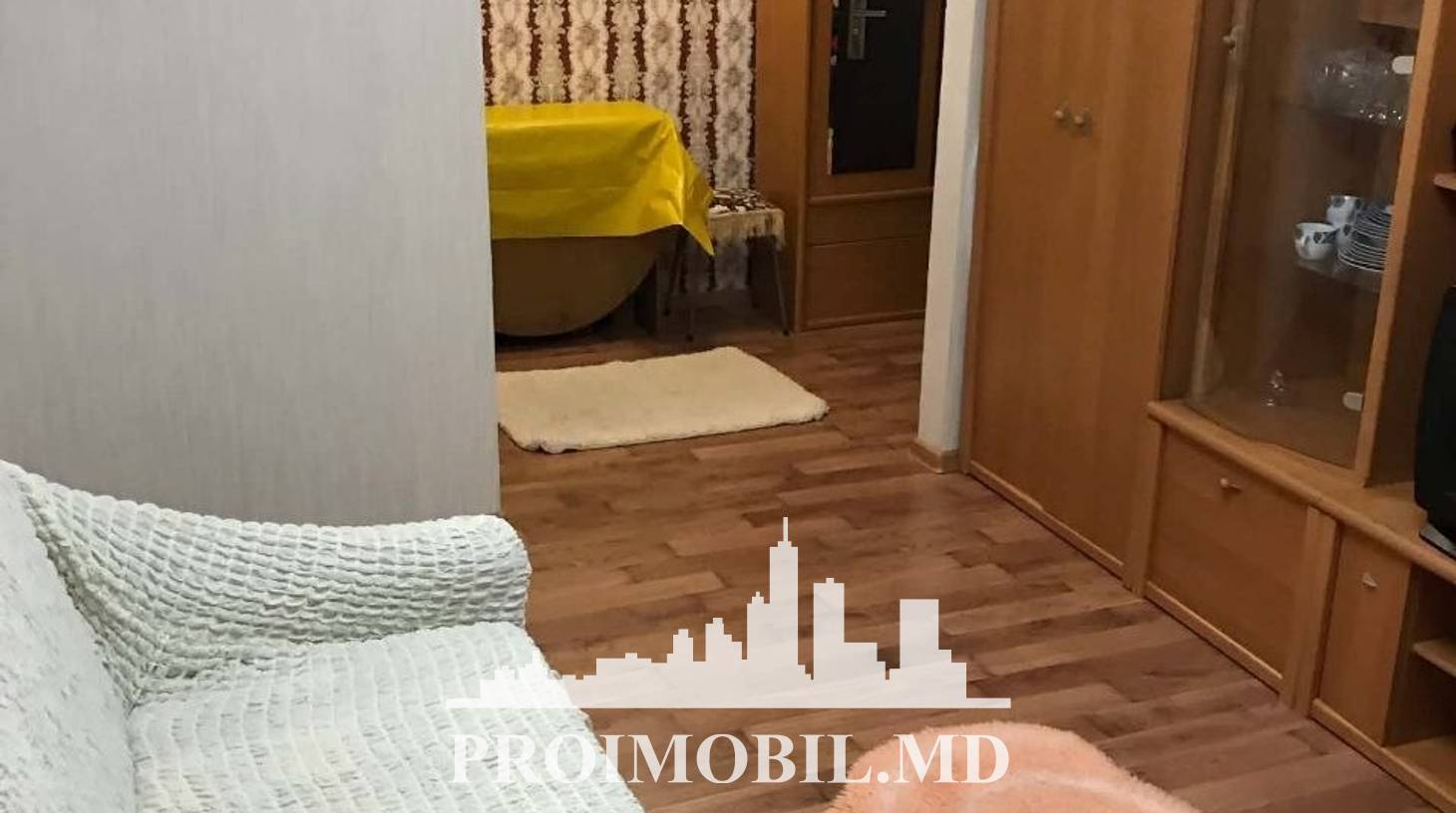 https://images.proimobil.md/qMO-l55glu0PCvoa68MB-EHZnXAmPvO47fLiBwOjWT4/watermark:0.75:so:0:30:0.39/resize:fill:1460:816:1/gravity:ce/bG9jYWw6Ly8vZXN0YXRlL2xyL2ZlNmU1NzA2LTAxYzgtNGNhMC1hNTZlLTAxZjNlNDM4MWU4Mi5qcGVn