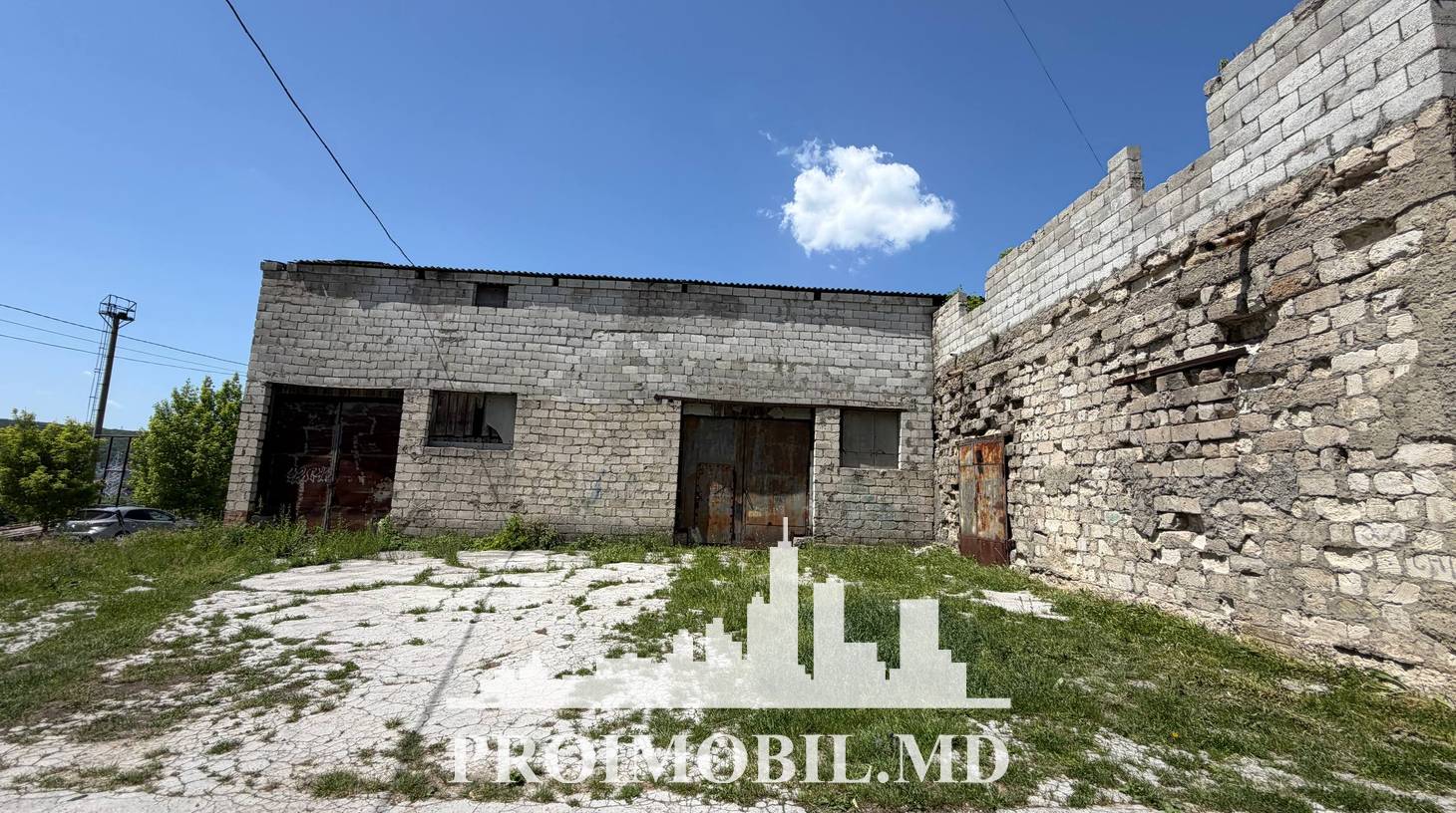 https://images.proimobil.md/qQoykf--VYjUjhB5nE4O2jo5cVCcu6q2UUAvbcIzqCM/watermark:0.75:so:0:30:0.39/resize:fill:1460:816:1/gravity:ce/bG9jYWw6Ly8vZXN0YXRlL2xyL2ZlODI4YWI5LWExMTItNGJlNy05OGEzLTgwMzVjMTQzZDQ2Ni5qcGVn