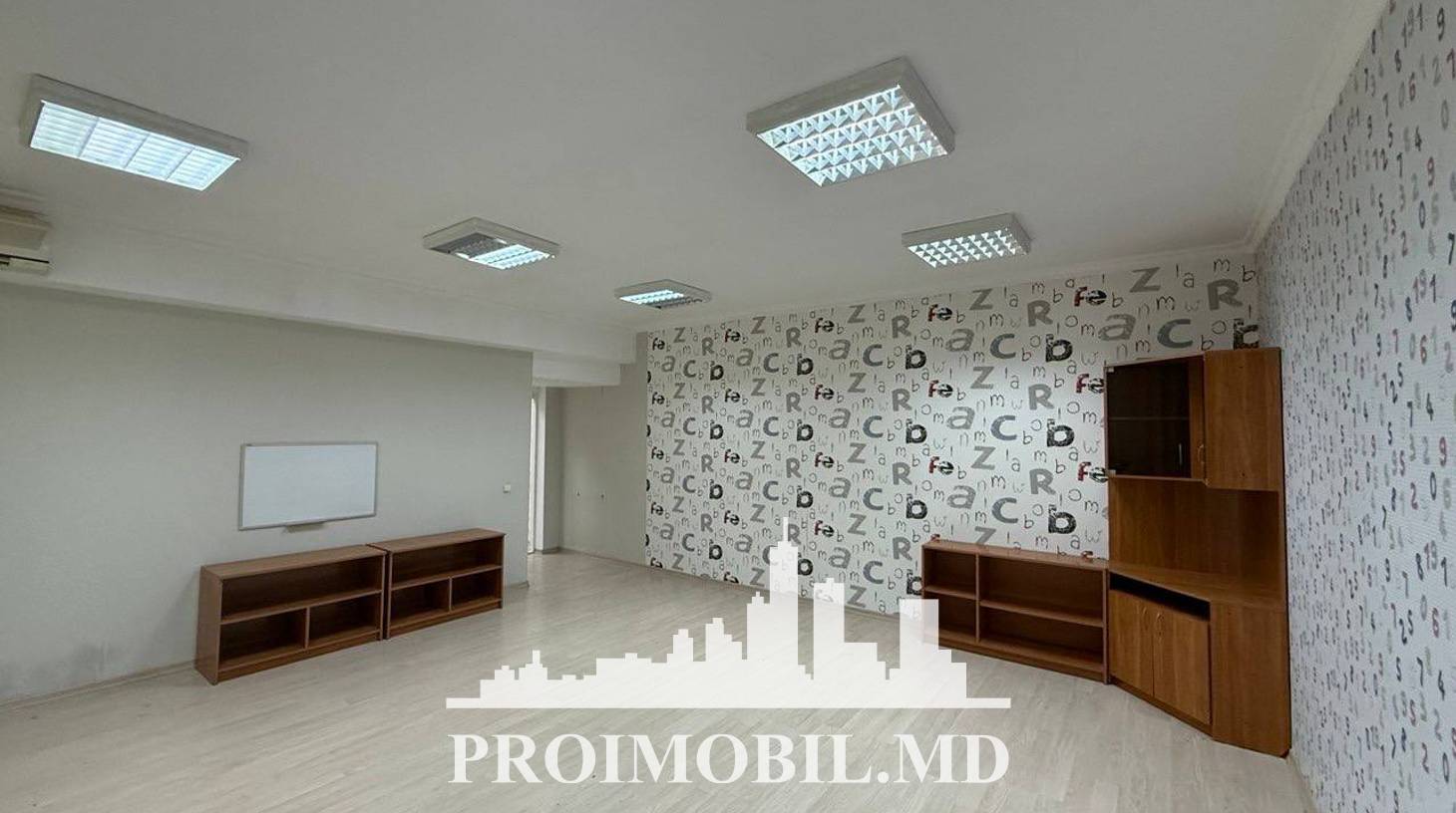 https://images.proimobil.md/qQzC2cnZBS7XgeJoK6EAzmHRIuowc94pRrpHt1hMrTk/watermark:0.75:so:0:30:0.39/resize:fill:1460:816:1/gravity:ce/bG9jYWw6Ly8vZXN0YXRlL2xyLzQxNjJjYjViLTRjZmEtNDhhYS05ZGIxLTEwY2QyYjBiZGNiZi5qcGVn