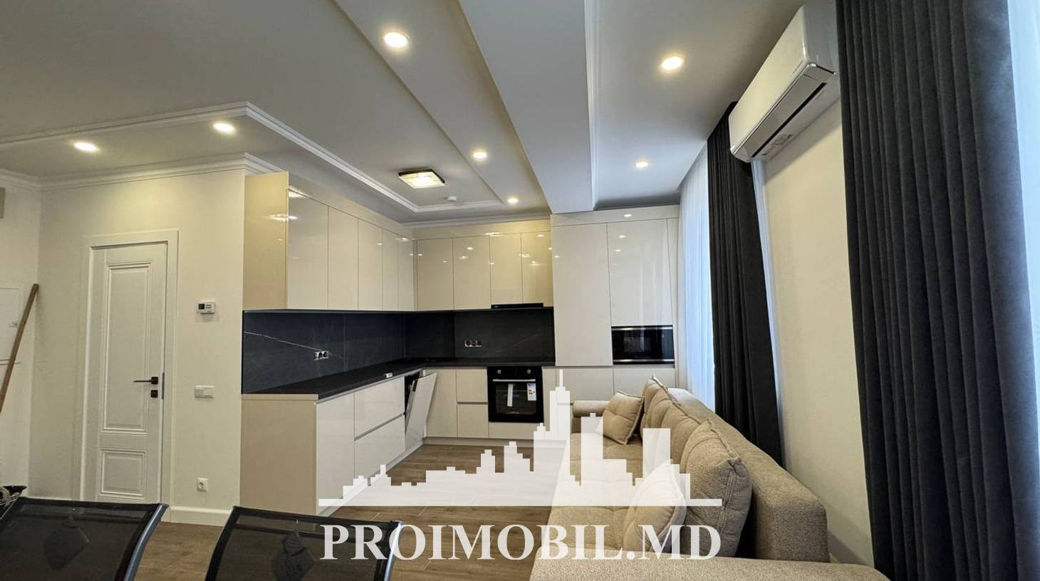 https://images.proimobil.md/qRuZ7D4Z_9ngyIY0dChhQT25HkX7tsksmubLWeU7wbs/watermark:0.75:so:0:30:0.39/resize:fill:1460:816:1/gravity:ce/bG9jYWw6Ly8vZXN0YXRlL2xyLzAwMTg0ODUwLWMzYzUtNDg5ZS05NzU2LWExYWE4MWMyOTkxNy5qcGVn