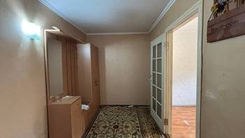 https://images.proimobil.md/qSmV2BBE4-QBjv9jtSVyOrzzXbYO4m8mX6JPg4RQ2Zc/resize:fill:350:198:1/gravity:ce/bG9jYWw6Ly8vZXN0YXRlL2xyL2Y0MjJlYjNlLTYxMjEtNDg2YS1iZjJmLWEwYmRiYjE1YTdmMy5qcGVn