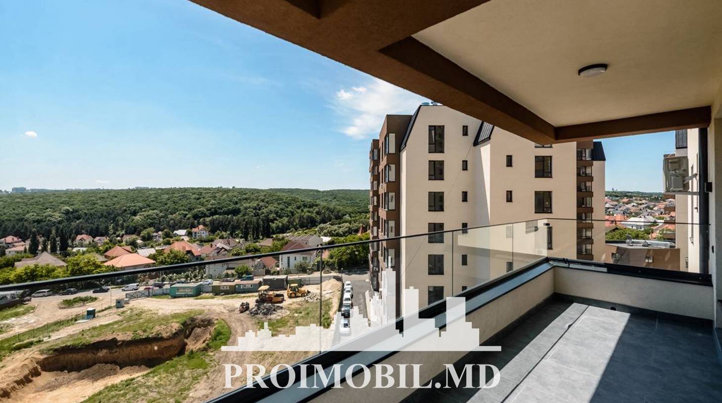 https://images.proimobil.md/qSq2UTbBKwvYeslGwGJS5YntQHkiz4e6jPrCfblfbvg/watermark:0.75:so:0:30:0.39/resize:fill:1460:816:1/gravity:ce/bG9jYWw6Ly8vZXN0YXRlL2xyLzRmMDgxNGRmLWQyNmEtNGVkNC1iMzVlLTU2MzlkYTY0Yjk3Ni5qcGVn