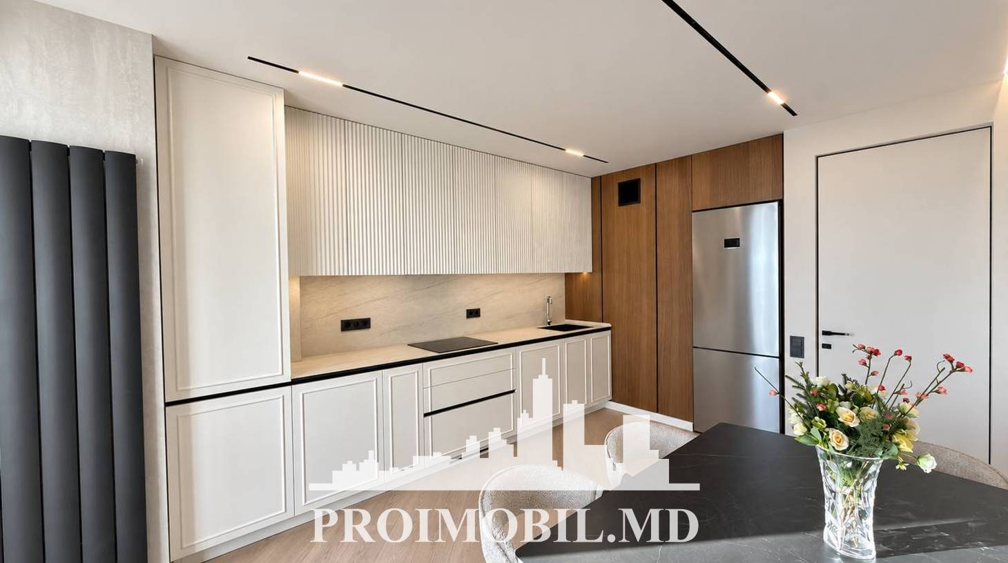 https://images.proimobil.md/qUnNLiYnkw0fnYB7Kds15JqFJ4TD8rZqIKVdVZDpARc/watermark:0.75:so:0:30:0.39/resize:fill:1460:816:1/gravity:ce/bG9jYWw6Ly8vZXN0YXRlL2xyLzhhYjc0ZTNjLTdlOGYtNDg3Ni05MDA5LWMwN2I1M2ZkMjg4Ni5qcGVn