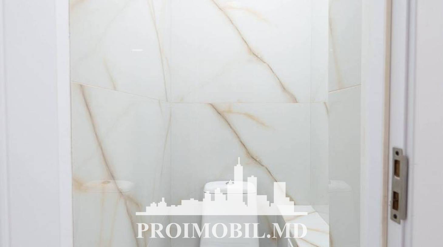 https://images.proimobil.md/qVRpRHjJ-6fTMcNXthUOAxWPg5-xOb4pLEls4h_grEY/watermark:0.75:so:0:30:0.39/resize:fill:1460:816:1/gravity:ce/bG9jYWw6Ly8vZXN0YXRlL2xyLzM0YWQ2MzI4LWZhOTUtNDI4Zi04YjljLTUyZTUyODk3NmVhZC5qcGVn