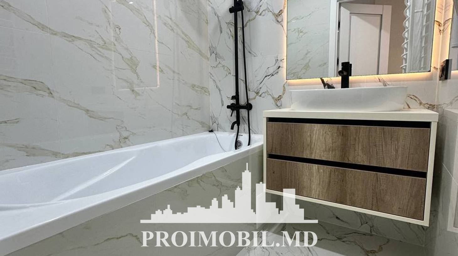 https://images.proimobil.md/qXAAdgupWqZG5qPWNkJ354O-fbqIhHTD3oTE3i1oGnY/watermark:0.75:so:0:30:0.39/resize:fill:1460:816:1/gravity:ce/bG9jYWw6Ly8vZXN0YXRlL2xyL2M0OTFmZmNlLTlkOWMtNGY3MC1iYzZiLWMzZjlmNTZmMjJjNi5qcGVn