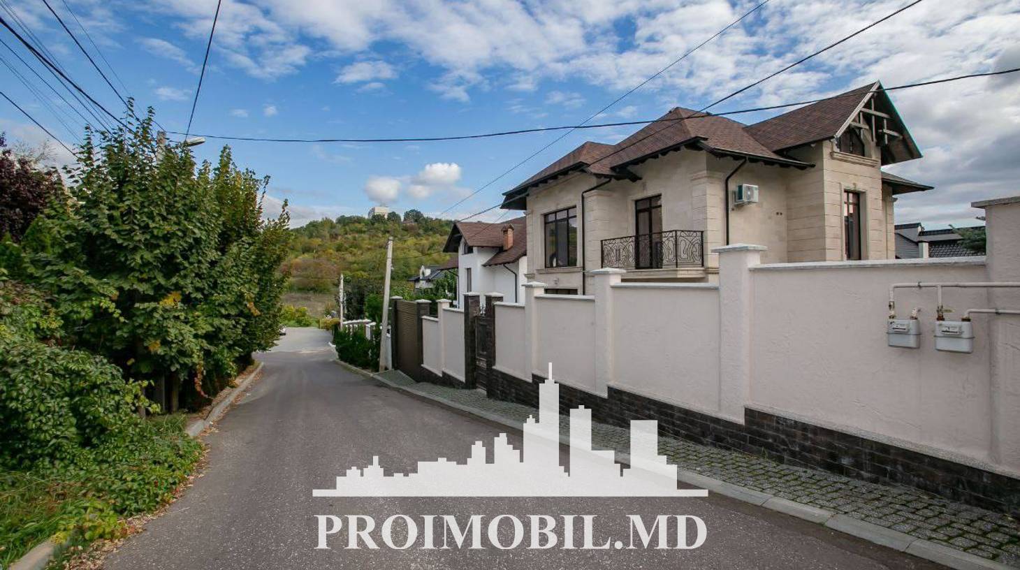 https://images.proimobil.md/qYfptqVTgRrm3PSoiBXBj4kyitp2QVbr9XbfiarUDbU/watermark:0.75:so:0:30:0.39/resize:fill:1460:816:1/gravity:ce/bG9jYWw6Ly8vZXN0YXRlL2xyL2FlNjQ1NWExLWI4MTEtNGExYi05OTkxLWY4YjY3MDBiYWNhMy5qcGVn