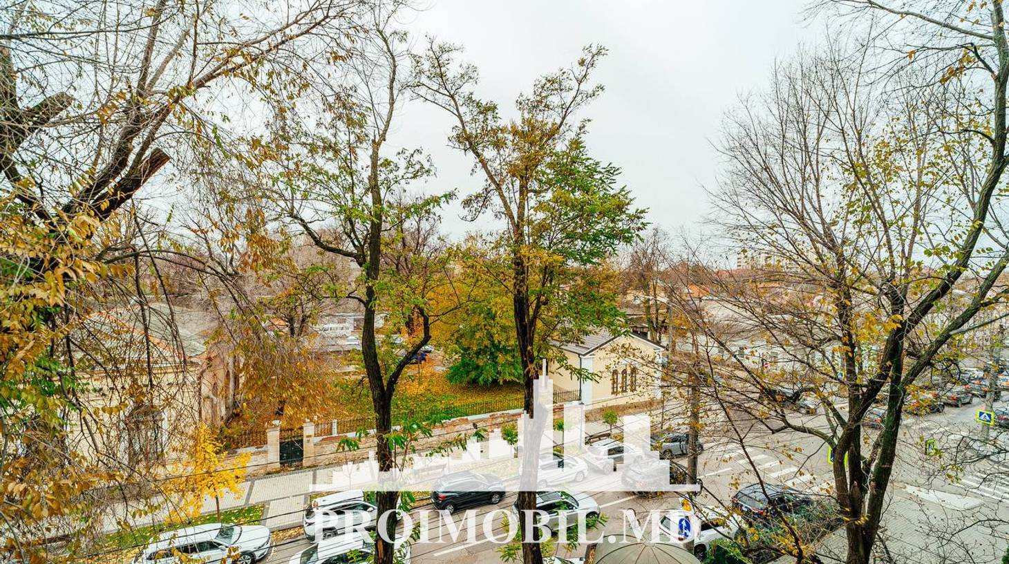 https://images.proimobil.md/qc4orkvUDT1ULVUtyfGHAghKFtMuo-PrA0onyCZ4PYA/watermark:0.75:so:0:30:0.39/resize:fill:1460:816:1/gravity:ce/bG9jYWw6Ly8vZXN0YXRlL2xyLzVhZTBmNTVhLWQzODMtNGU2YS05ZmVmLWY1OWUwN2QwMGY1Ny5qcGVn