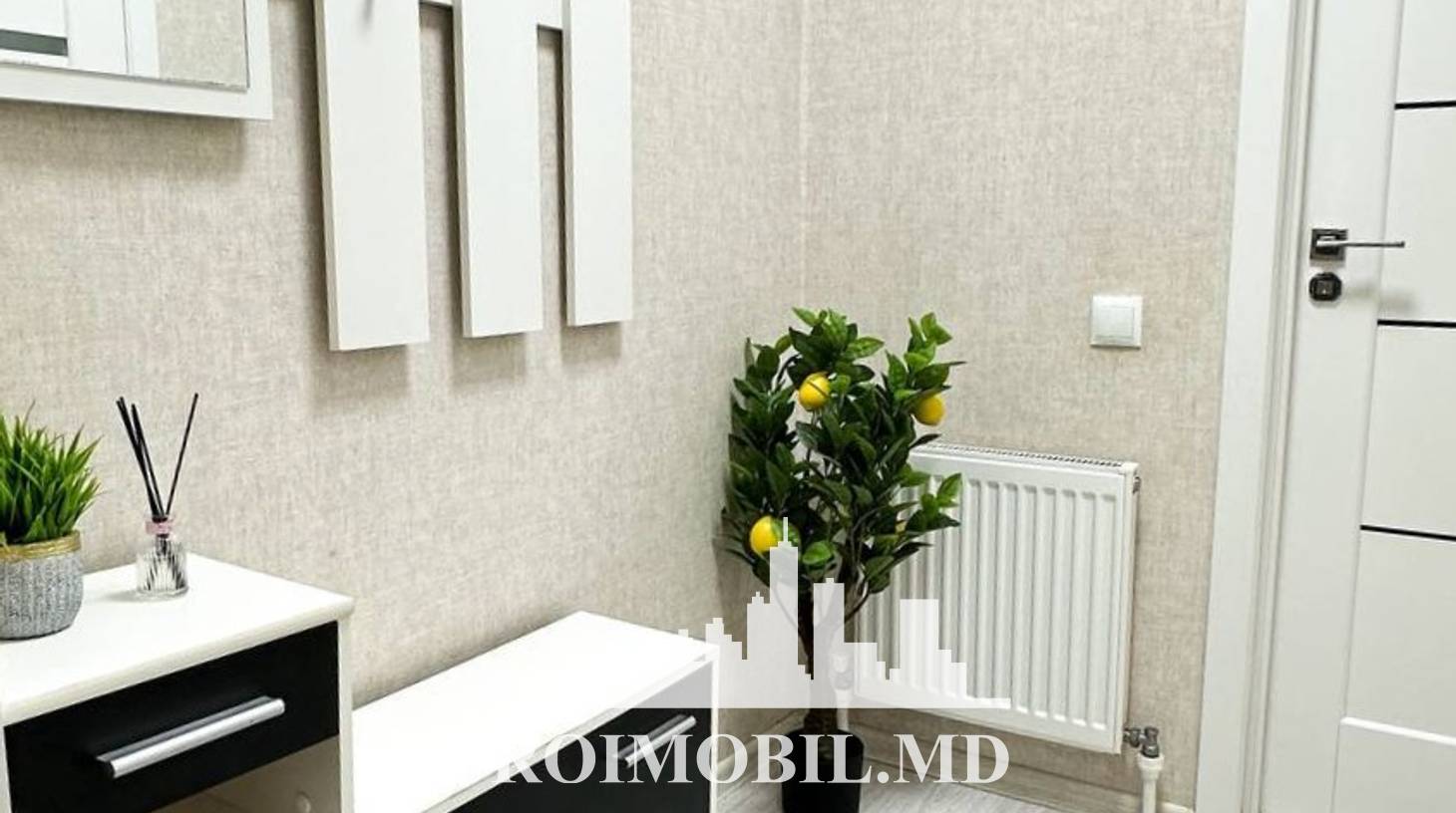 https://images.proimobil.md/qcqftMbeXQD0fspP2Q5ytTOjf00SBZnLvUS5mEwtfxs/watermark:0.75:so:0:30:0.39/resize:fill:1460:816:1/gravity:ce/bG9jYWw6Ly8vZXN0YXRlL2xyL2I4ZWMwMzlmLWEyNGMtNDA2NC1hMjM1LTk4YmMyZGQ4NWY4My5qcGVn