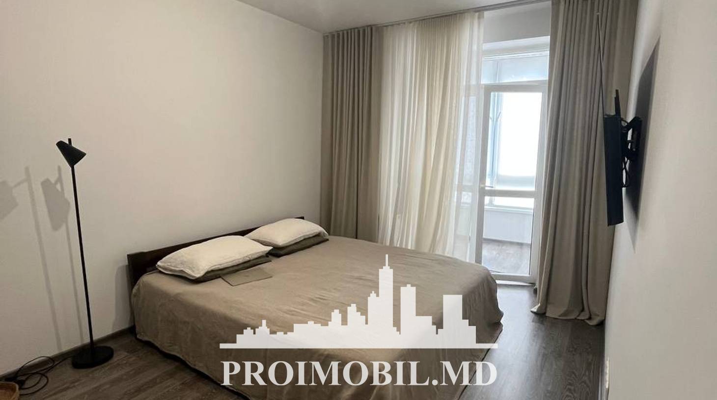 https://images.proimobil.md/qdNCu2k3X9fGJeVD9D4ZETjd4BFhacf5J5O6Ull4f_E/watermark:0.75:so:0:30:0.39/resize:fill:1460:816:1/gravity:ce/bG9jYWw6Ly8vZXN0YXRlL2xyLzg3ZTdkNjVkLTZjYTAtNGU3MC05YmM4LTc5MTEyNjIzNDhlNi5qcGVn