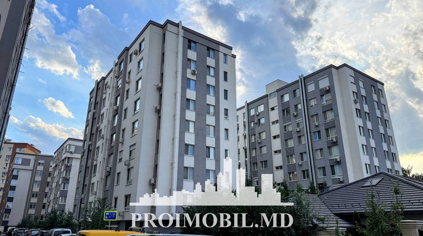 https://images.proimobil.md/qlcR6HPjEi-LOeOF_tXyDi7Q0XlZIv6GUKh5AL-axQ4/watermark:0.75:so:0:30:0.39/resize:fill:1460:816:1/gravity:ce/bG9jYWw6Ly8vZXN0YXRlL2xyL2FiZjIzMzhkLTE2YjktNDgwNi1hNDlhLTY2OTlmYzg5NjhhNi5qcGVn
