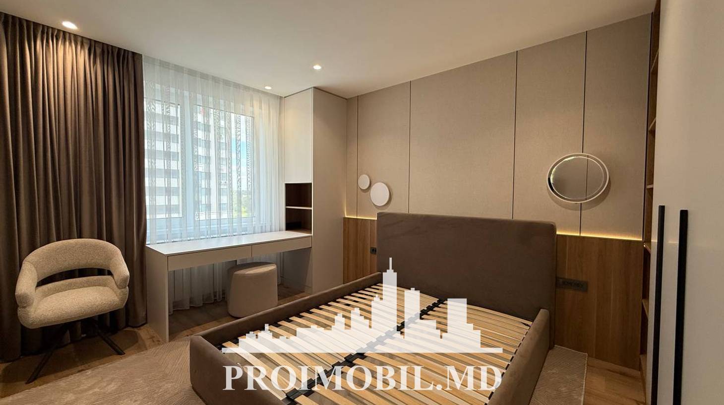 https://images.proimobil.md/qorb41NMM8fA3uMP30R5BzkjMNQrwAlr6swX2N7AZCI/watermark:0.75:so:0:30:0.39/resize:fill:1460:816:1/gravity:ce/bG9jYWw6Ly8vZXN0YXRlL2xyLzczZWE4NDkzLTQ3ZTItNDEzNC04NDdhLWRiYjI1NWE2YzIzOS5qcGVn