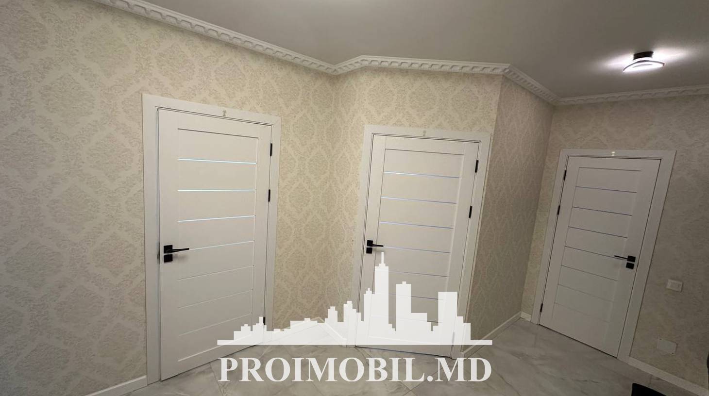 https://images.proimobil.md/qpp2NR9yDHBHhUxU5H_WJ5q8lRXwDm1ZHL5fnGD47RA/watermark:0.75:so:0:30:0.39/resize:fill:1460:816:1/gravity:ce/bG9jYWw6Ly8vZXN0YXRlL2xyL2Q0YTQ2MmNmLTc3OWYtNDE4Ny05ZjRkLWU2MGI0NGJjNmFhMy5qcGVn