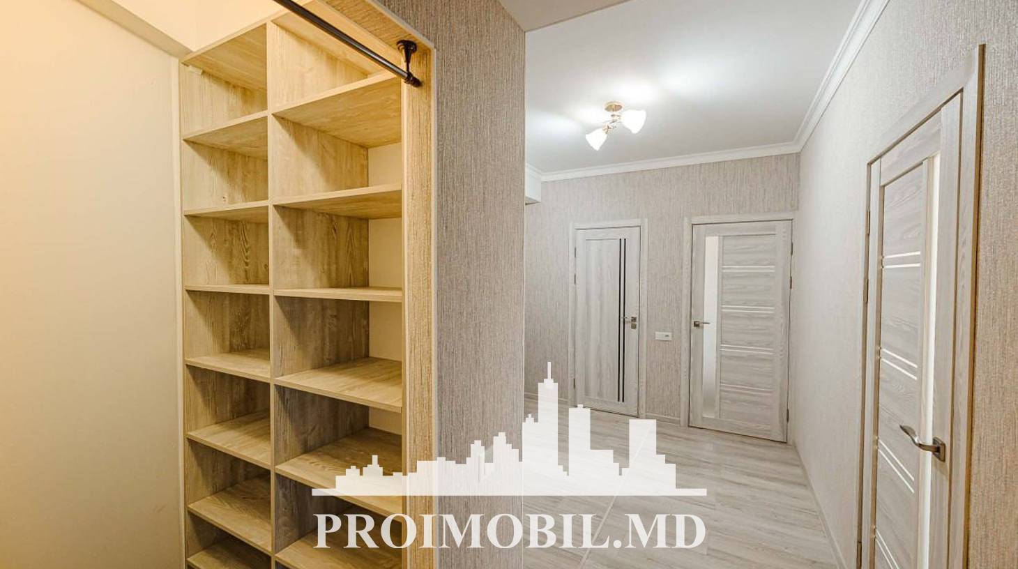 https://images.proimobil.md/qrLpOyHSMZYV0Os0CPk_e-Q5WiDvxbh5RG0Pw5LoCIs/watermark:0.75:so:0:30:0.39/resize:fill:1460:816:1/gravity:ce/bG9jYWw6Ly8vZXN0YXRlL2xyL2U5YjA4NDdkLTllNDUtNGJlOS1hMDQyLTIwYzEyNjEwYzc0My5qcGVn