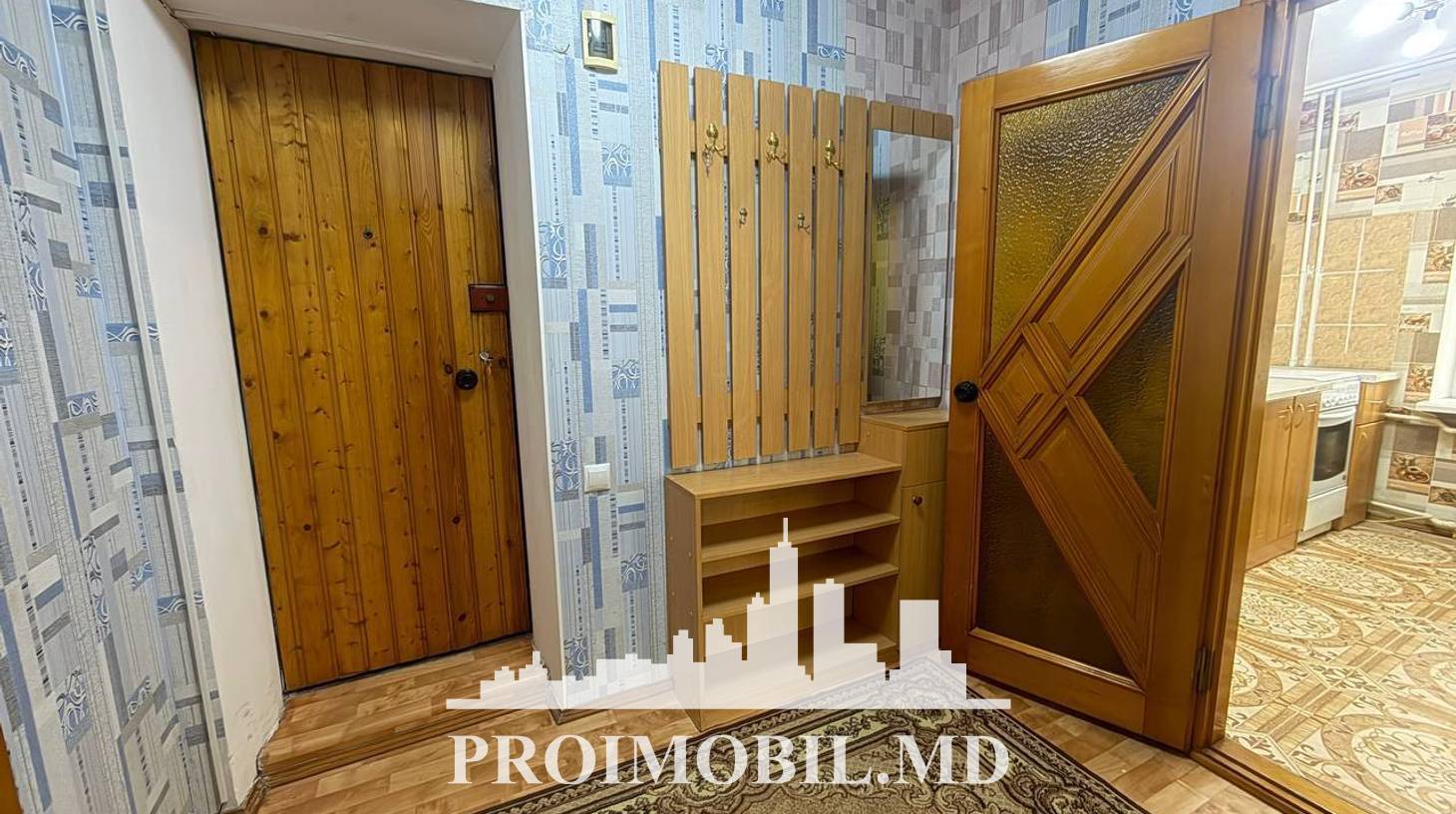 https://images.proimobil.md/quCaxU6hQPFJA_7Z7mF5dunxw10LlcGodeYUJ5BMhR0/watermark:0.75:so:0:30:0.39/resize:fill:1460:816:1/gravity:ce/bG9jYWw6Ly8vZXN0YXRlL2xyL2U3YTllMzdlLTcwYzMtNDA2MC04NGI2LWFjYWZhM2QzOGQyYy5qcGVn