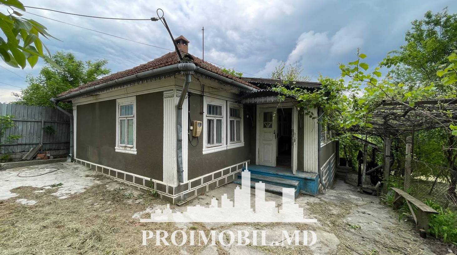 https://images.proimobil.md/qvYrZx1gQ7gfV9CCzkhbcwlIvpA50qMRL8lFXb2-pQY/watermark:0.75:so:0:30:0.39/resize:fill:1460:816:1/gravity:ce/bG9jYWw6Ly8vZXN0YXRlL2xyLzg4MTY3N2VmLTU3NzMtNDQ4Ny1iZjBhLTY2YzBkNWJjZTM4MC5qcGVn
