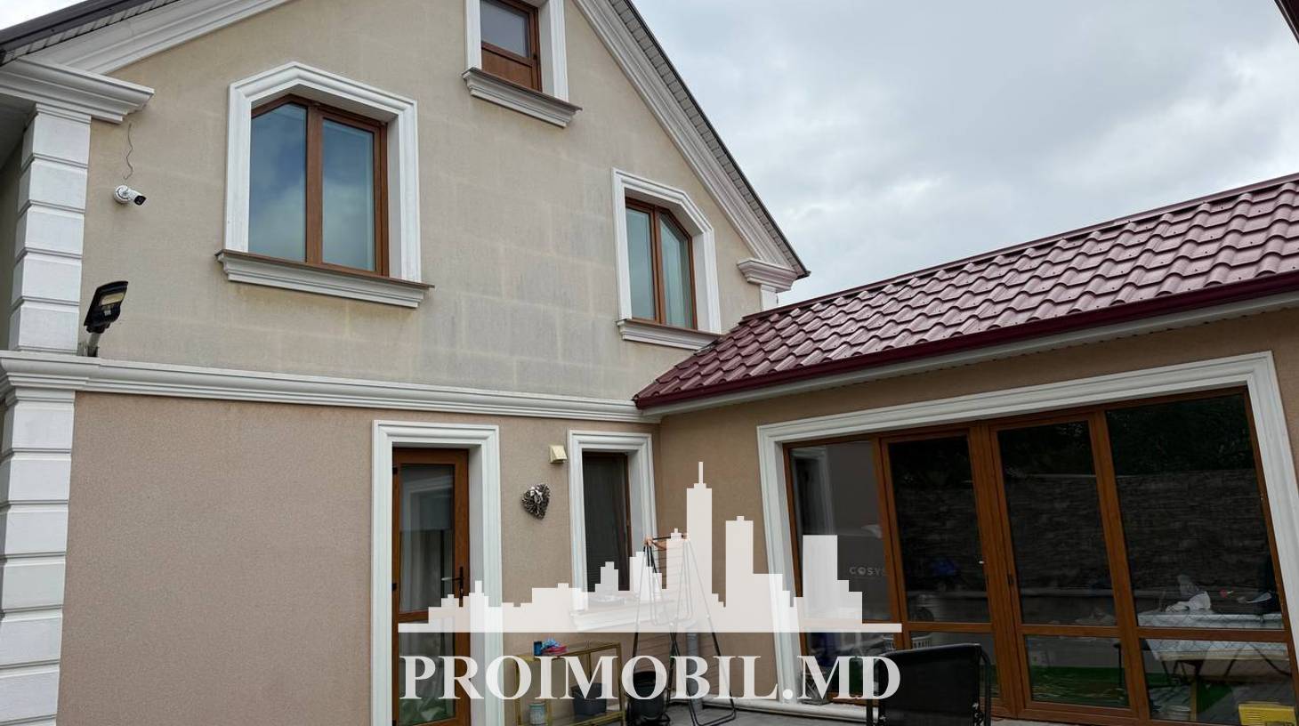 https://images.proimobil.md/r0CJX0zfBbtlFvtgeEwT8Maw54RyP1ohj5CAibki3UU/watermark:0.75:so:0:30:0.39/resize:fill:1460:816:1/gravity:ce/bG9jYWw6Ly8vZXN0YXRlL2xyLzM3ZDU3ZTMzLThmN2YtNGI2NC05MmRkLTlhYzYzNTlhOGVlMS5qcGVn