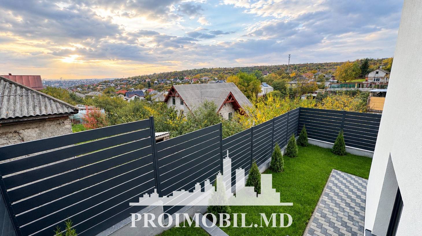 https://images.proimobil.md/r0NYXN_Ngo63a1-YGqxEv6QAzvD8pgmAINdT3amGztA/watermark:0.75:so:0:30:0.39/resize:fill:1460:816:1/gravity:ce/bG9jYWw6Ly8vZXN0YXRlL2xyL2RjZmM3ZDYyLThmNjMtNGViOS1hZWZjLWJmMzRlMWU3MWYwMi5qcGVn
