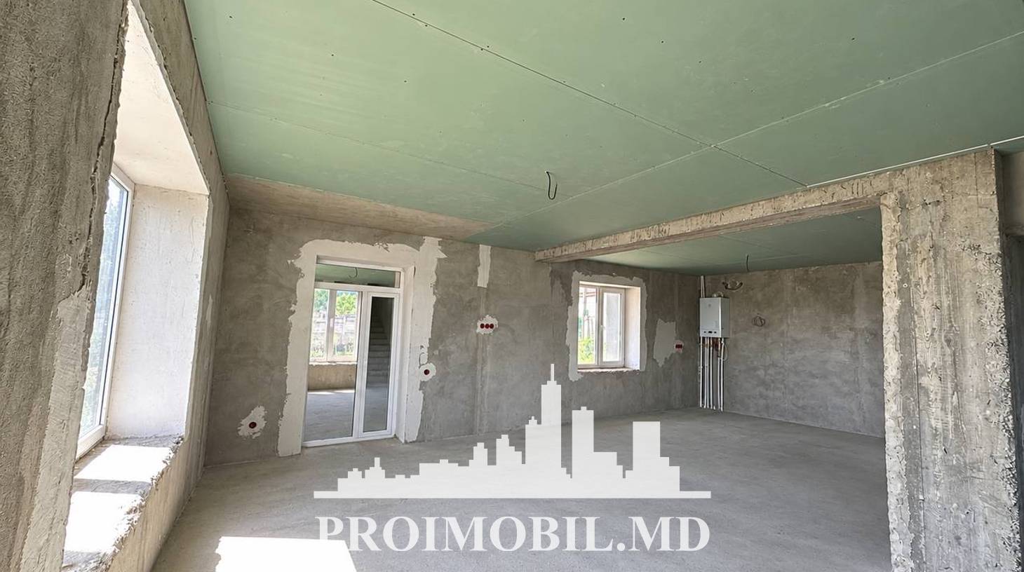 https://images.proimobil.md/r2V82A0jBBicjy3uryrMCmbmoR3op9Wx4ZCfhaygIec/watermark:0.75:so:0:30:0.39/resize:fill:1460:816:1/gravity:ce/bG9jYWw6Ly8vZXN0YXRlL2xyLzVkMTQxZTJmLTA1YTctNDQwOC04NzMyLWMwYmYwOTRiMDhkZi5qcGVn