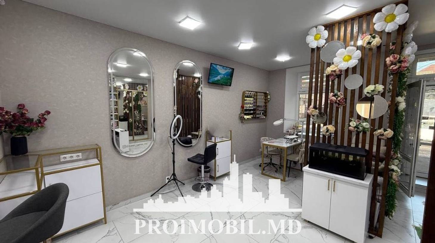 https://images.proimobil.md/r8Uu89Z5D5CAdcqoRVzSy9eS6g1hoCdLjTKJFKEiCkA/watermark:0.75:so:0:30:0.39/resize:fill:1460:816:1/gravity:ce/bG9jYWw6Ly8vZXN0YXRlL2xyLzY1MDA3NDI0LWQ2ZjctNGVjZS05YTM4LWI0OWRiMjBkODEzZi5qcGVn