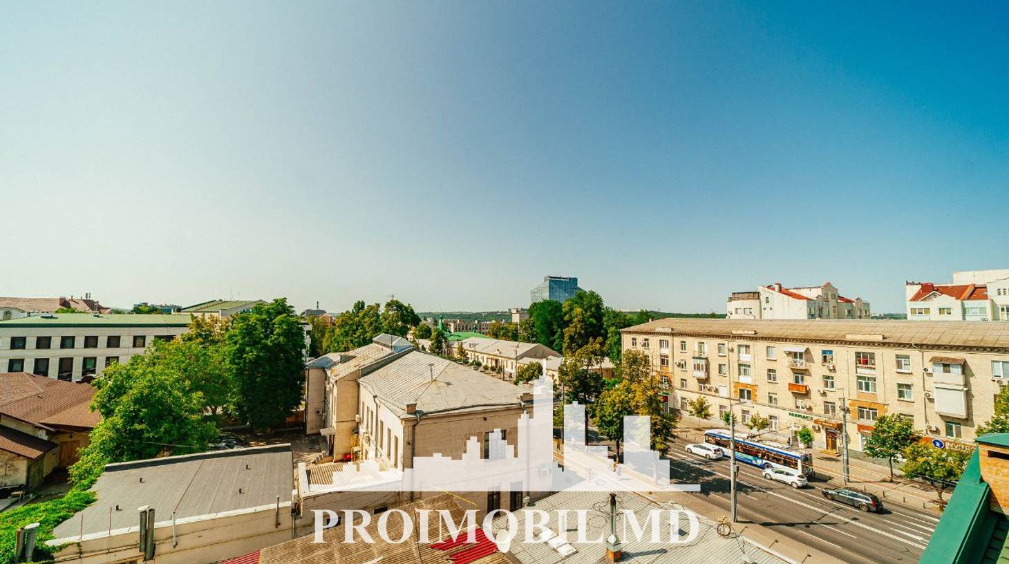 https://images.proimobil.md/r9nYgy0Y88qLA8oDDVf6zoApiT49BLiYLQEvog3IkZI/watermark:0.75:so:0:30:0.39/resize:fill:1460:816:1/gravity:ce/bG9jYWw6Ly8vZXN0YXRlL2xyLzQ0YTg0NzNmLTNkNTQtNGY0Mi04M2YzLWU5YTU1NzgyMGZkYi5qcGVn