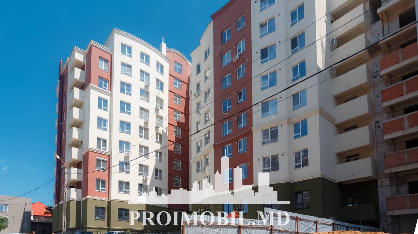https://images.proimobil.md/r9xTeuQ7OissZgbmqNDsU7KE05kfje2LErVAGNV2SLI/watermark:0.75:so:0:30:0.39/resize:fill:1460:816:1/gravity:ce/bG9jYWw6Ly8vZXN0YXRlL2xyLzdhODVlMzc0LWM0M2YtNDBmMS05NGRlLTQyNGJmN2Y2ZDQyOS5qcGVn