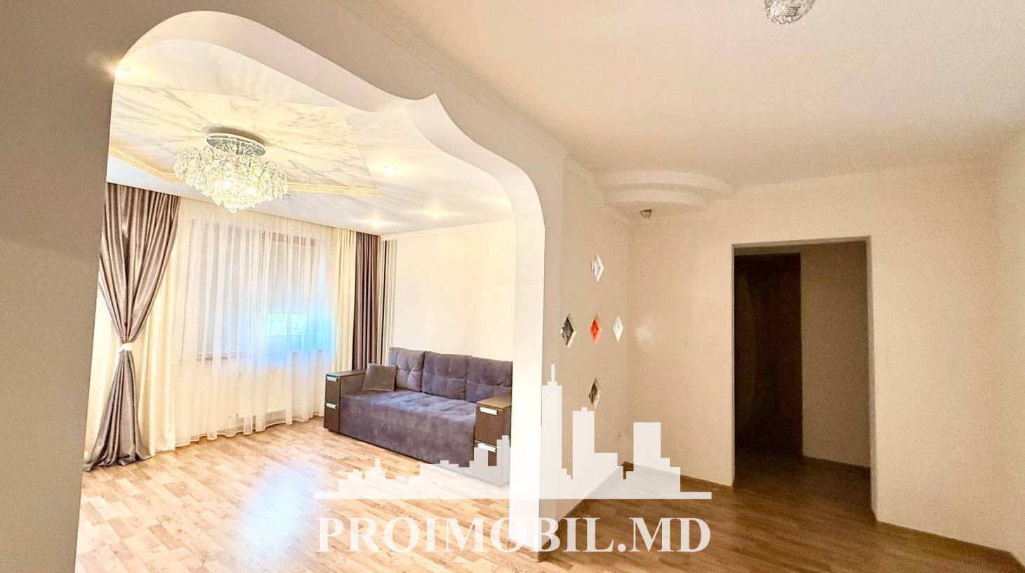 https://images.proimobil.md/rENMZVzOmn8t1VqMpKHqZKY5w86NaQpewWD_o7X9gT0/watermark:0.75:so:0:30:0.39/resize:fill:1460:816:1/gravity:ce/bG9jYWw6Ly8vZXN0YXRlL2xyLzYyNDIxNjVhLTI1ZDEtNDNmOC04MDViLWNkYWIxYWI2OWY4Ni5qcGVn