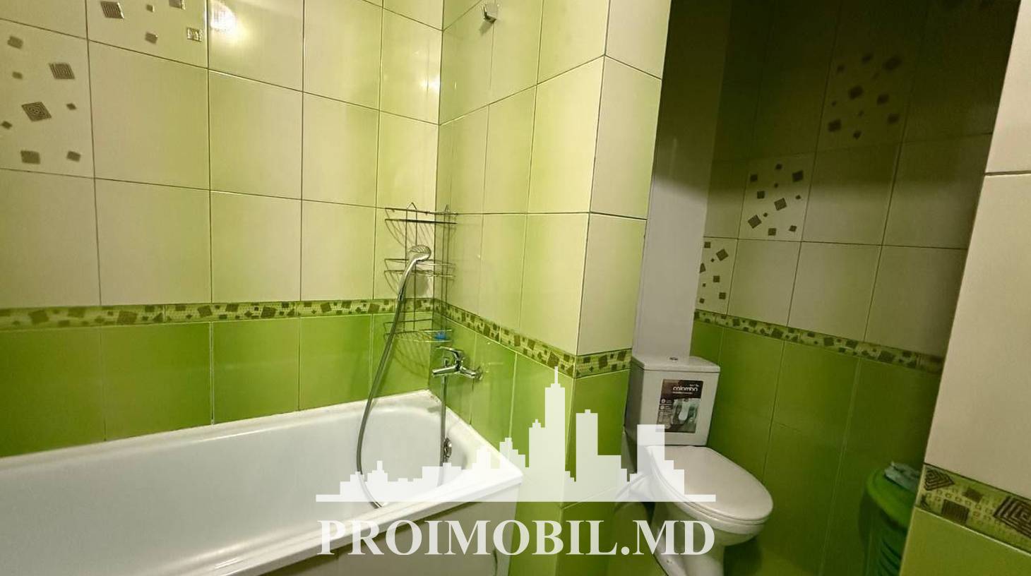 https://images.proimobil.md/rF_UEEn092mCmXTL-CnRMVn8vm8khf6j_ompNNpSsz4/watermark:0.75:so:0:30:0.39/resize:fill:1460:816:1/gravity:ce/bG9jYWw6Ly8vZXN0YXRlL2xyL2FiOGJlZmM0LTU4NzMtNDM3Mi1hMDdkLTA0NDEwM2ZjZTMxZS5qcGVn
