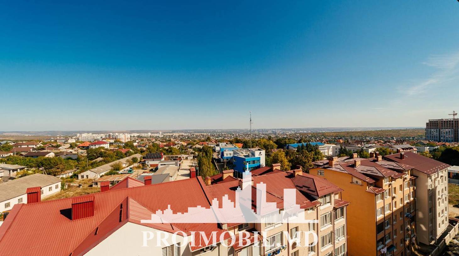 https://images.proimobil.md/rG-Bw_3gZ4ecPTz4gdF21I3K3XHjgyZXOMs25FRkf8c/watermark:0.75:so:0:30:0.39/resize:fill:1460:816:1/gravity:ce/bG9jYWw6Ly8vZXN0YXRlL2xyLzU3MmJkOTkwLWU4MGEtNDIyMy05N2MwLTgzOGRlNzJmYzFmNi5qcGVn