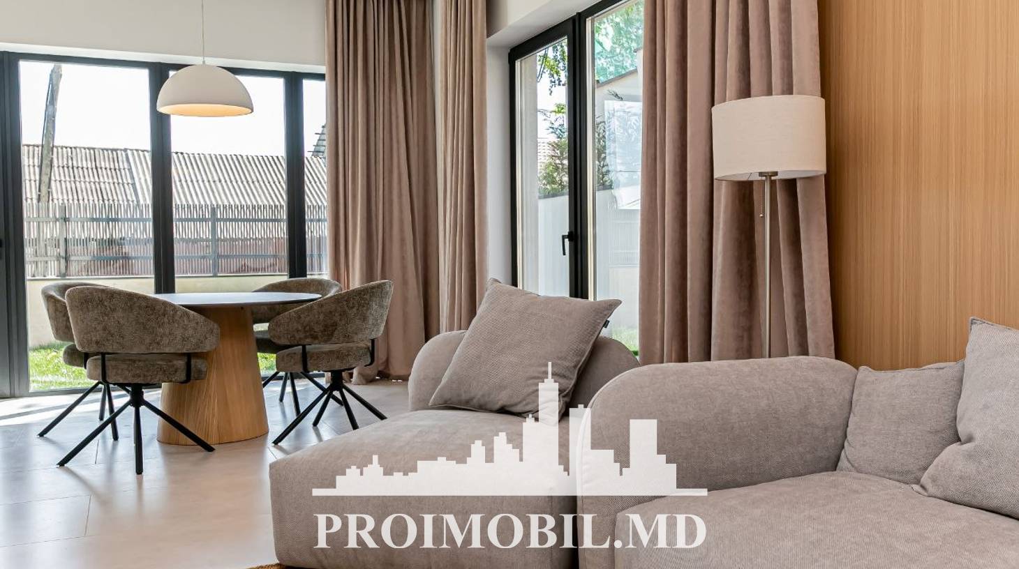 https://images.proimobil.md/rH2T_rtpZTiim_PsD6IFnpJ2xboK235jTTl6ErPSJGI/watermark:0.75:so:0:30:0.39/resize:fill:1460:816:1/gravity:ce/bG9jYWw6Ly8vZXN0YXRlL2xyLzBlODlmMzU2LTY1NDQtNDc0Ny1hZWZlLWY1NmZiZWMxMDhlNS5qcGVn