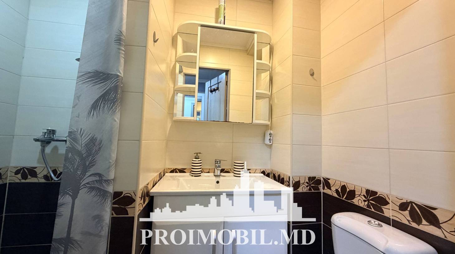 https://images.proimobil.md/rHk2DhvFgJ8h4w0GesrJRaaz4DR8iNYZsQiATzpT9zo/watermark:0.75:so:0:30:0.39/resize:fill:1460:816:1/gravity:ce/bG9jYWw6Ly8vZXN0YXRlL2xyL2VjZjk5ZTIzLTJjMjMtNDFlOS04ZWIwLTM5MjViMjM0M2IzOC5qcGVn