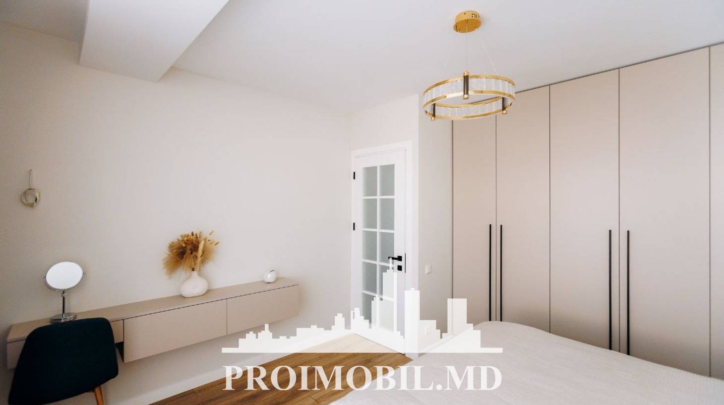 https://images.proimobil.md/rY625bZ4n20p75MGKSNdh7bZN_GfPV-4Hf8kU7dANg8/watermark:0.75:so:0:30:0.39/resize:fill:1460:816:1/gravity:ce/bG9jYWw6Ly8vZXN0YXRlL2xyLzQ0NzI3MDY5LWU0ZjItNDczYy1iMzc1LTFhMmQ0ZjgzMmU1NC5qcGVn