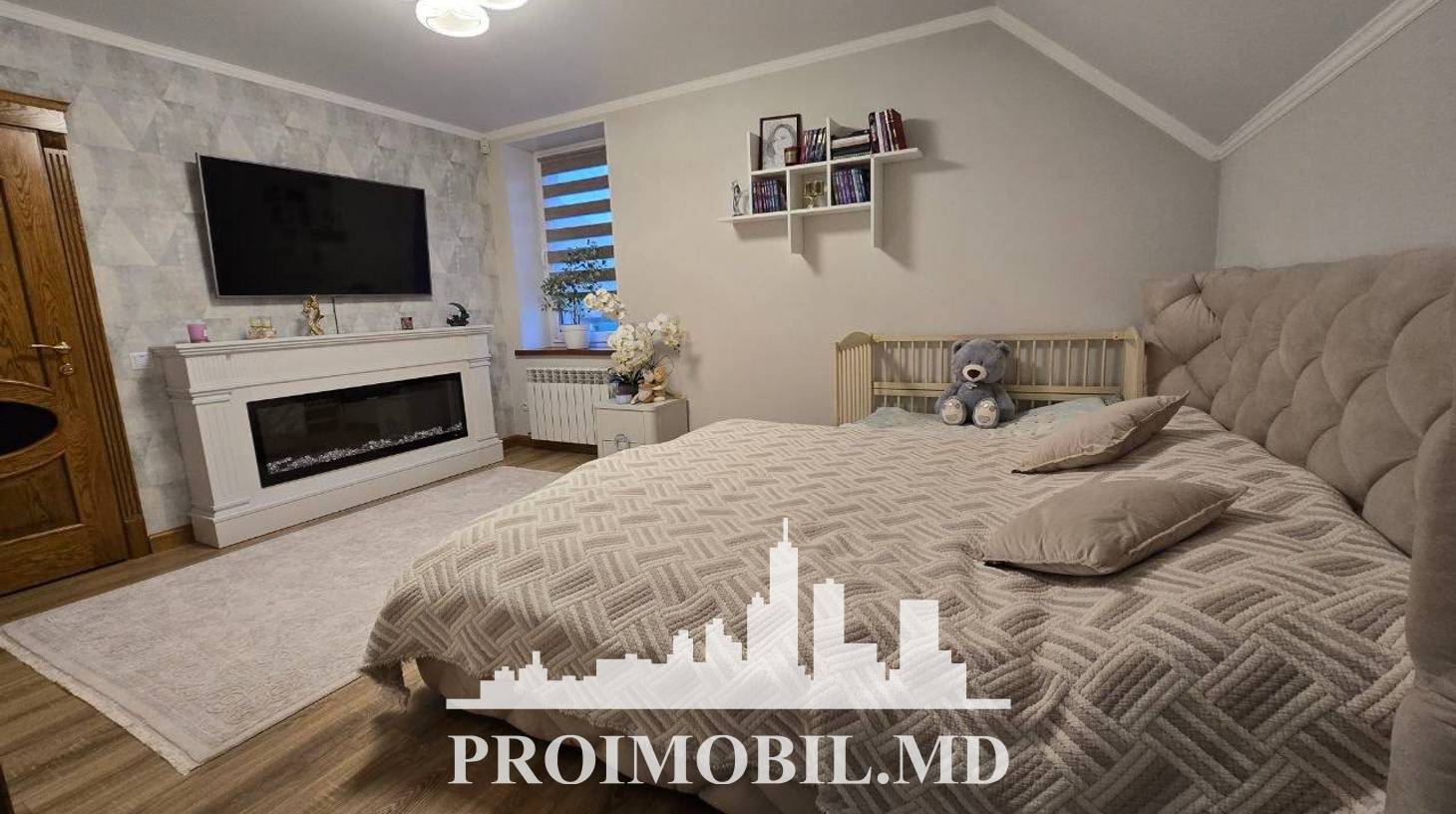 https://images.proimobil.md/rZSzIKpkK8qxwR-npbTooI8fl4eJT_KD-AdL0pPsVWU/watermark:0.75:so:0:30:0.39/resize:fill:1460:816:1/gravity:ce/bG9jYWw6Ly8vZXN0YXRlL2xyL2UzNTI4NWEzLWM4ZDMtNDg3YS1hNGUwLWM3ODVjOTI4ZWMxZi5qcGVn