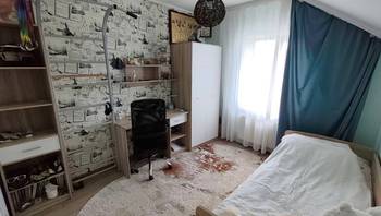 https://images.proimobil.md/rZhpU3B5TLErulk_TW8UHqZVIEFFIcqPkThbZrrjXsc/resize:fill:350:198:1/gravity:ce/bG9jYWw6Ly8vZXN0YXRlL2xyLzI2NzQwZWJjLWY3Y2YtNGRhMy1hMTUzLWQ5MjQ3ZmYwYjgwNy5qcGVn