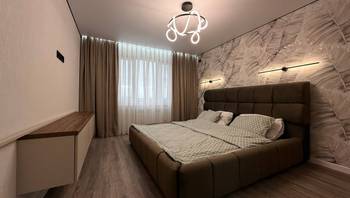 https://images.proimobil.md/rawxew9D3TeEZPEcUSqG9jx65UnYi1BACMVyJ2ouRkA/resize:fill:350:198:1/gravity:ce/bG9jYWw6Ly8vZXN0YXRlL2xyLzdkMjEyZjllLTY3NWUtNDY5My1hYWNiLWYxNWRiNzhlYTY2Mi5qcGVn