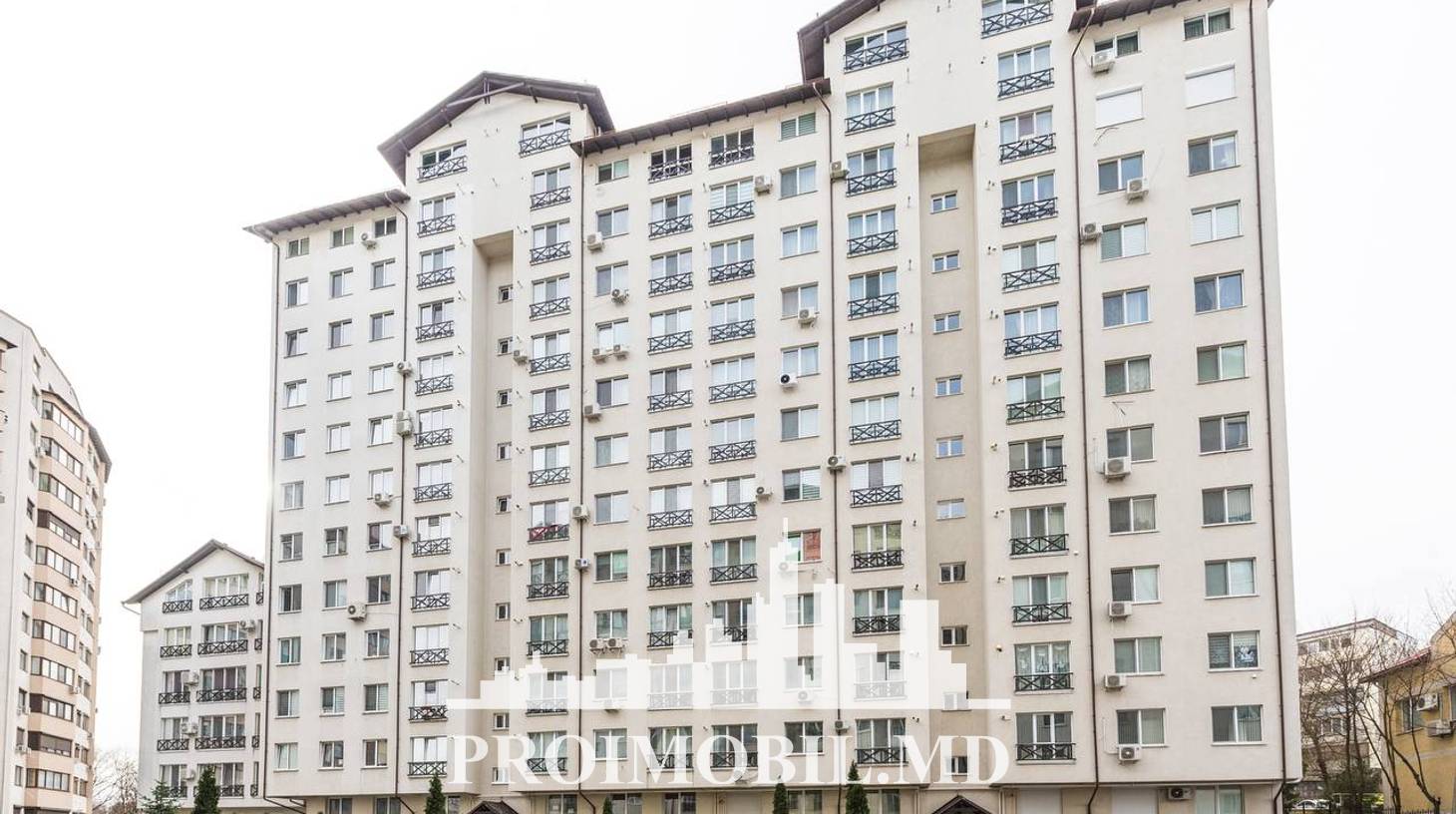 https://images.proimobil.md/reO-CzxhcUNJxjrqvGZXVu7Vh5x3r7d0I0KJdt1x0iU/watermark:0.75:so:0:30:0.39/resize:fill:1460:816:1/gravity:ce/bG9jYWw6Ly8vZXN0YXRlL2xyLzU0MmViZTRlLTZiZTQtNGYzMy1iMTJkLTE5MWZhNzlmMjM3ZS5qcGVn