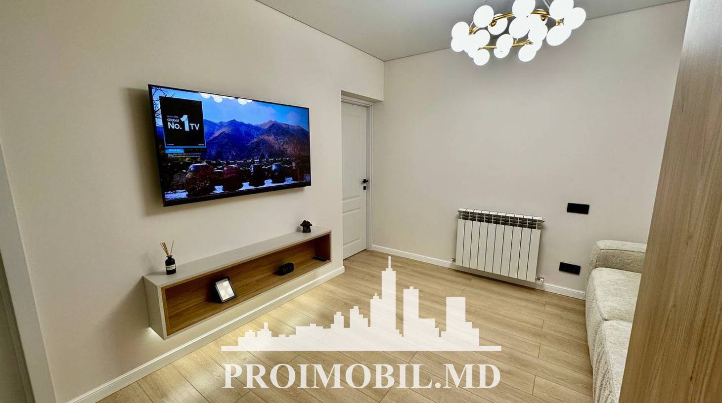https://images.proimobil.md/rhLvVjpUHfIBlGZ1EKmZrqBrjbaaevD_8cercn1n9sM/watermark:0.75:so:0:30:0.39/resize:fill:1460:816:1/gravity:ce/bG9jYWw6Ly8vZXN0YXRlL2xyLzA4NGExYjhhLTIwYjktNDZhYy04MzUwLWY1ODQwOTk1OWFlMy5qcGVn